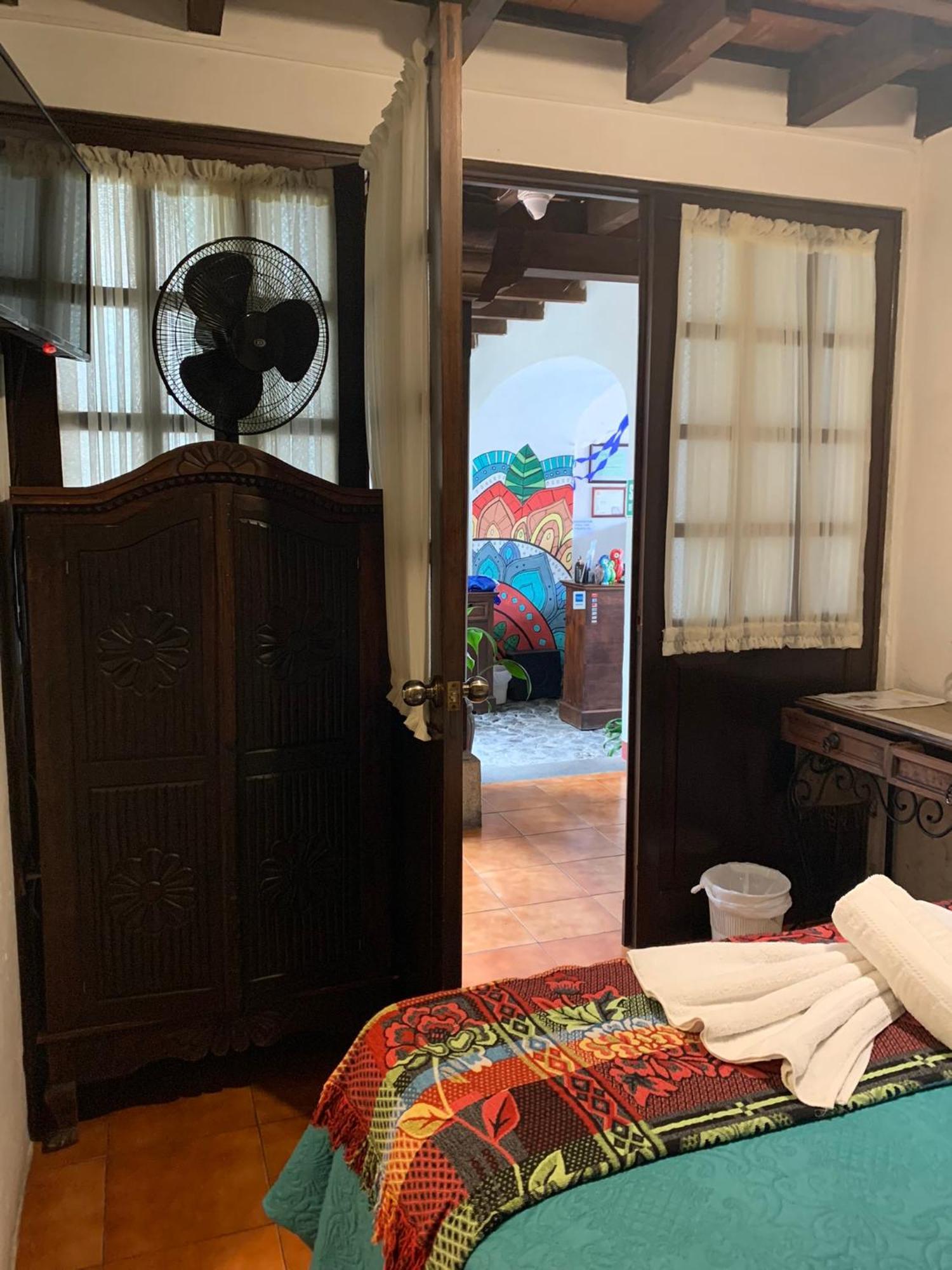 T科恩t酒店 危地马拉安地瓜 外观 照片